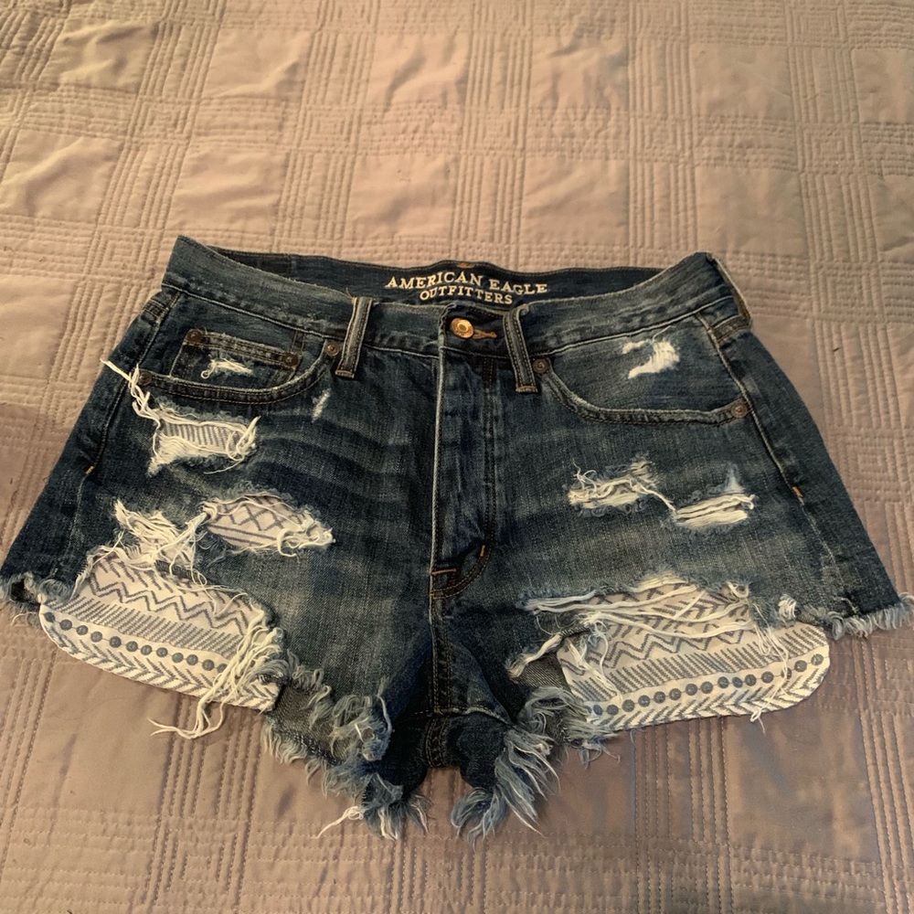 American Eagle Mid rise denim shorts